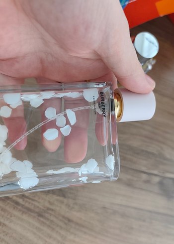 Burberry Kadın Parfümü - Görsel 5