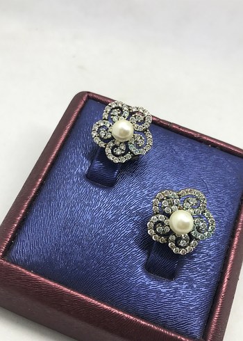 Mavi Çiçekli Mini Sıralı Küpe