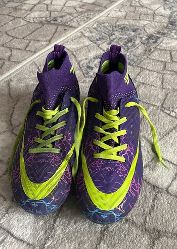 Renkli Erkek Futbol Ayakkabısı Velcro