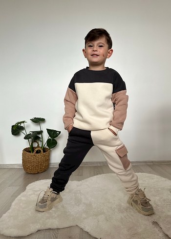 Erkek Çocuk Renk Bloklu Rahat Eşofman Takımı