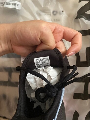 38,5 Beden adidas koşu ayakkabısı