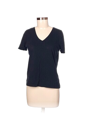 Mango T-shirt %70 İndirimli.