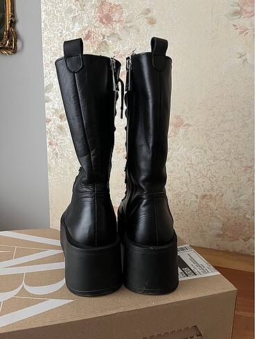 39 Beden Zara bot