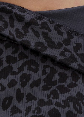 Antrasit Siyah Leopar Desenli Mini Etek - Görsel 3