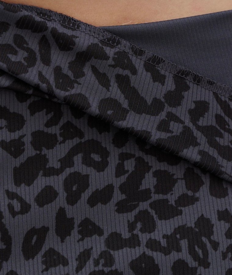 Antrasit Siyah Leopar Desenli Mini Etek - Görsel 3