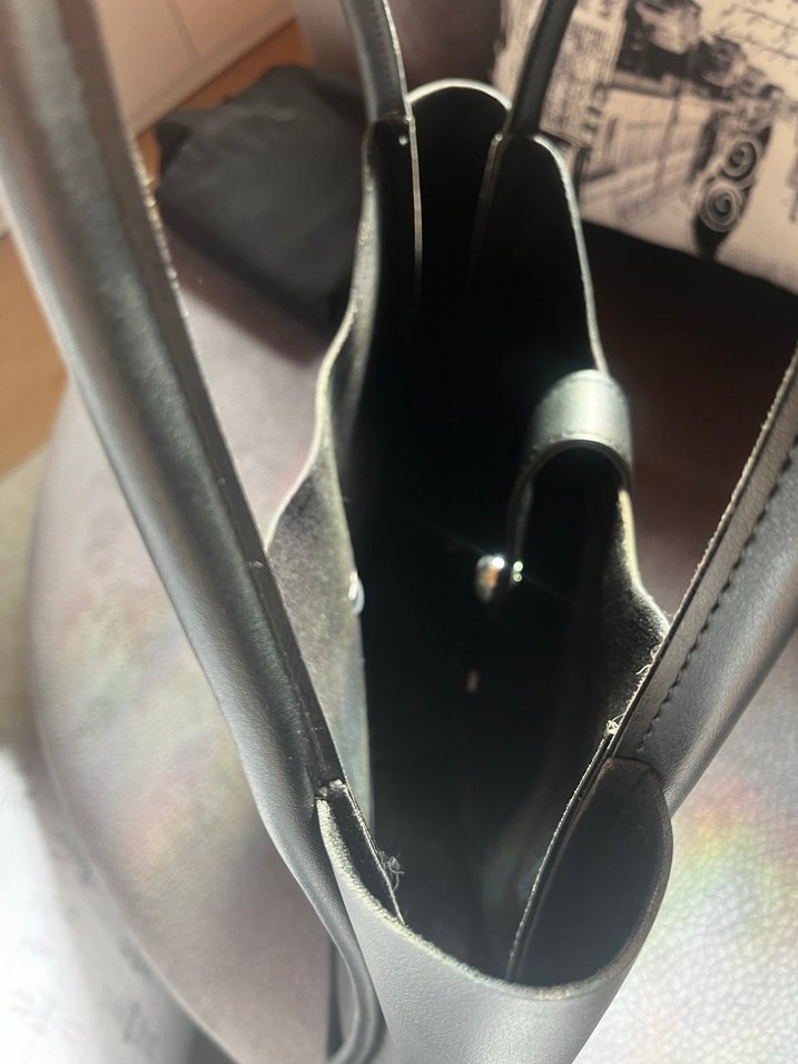 Siyah Deri Tokalı Kadın Çanta - Görsel 4