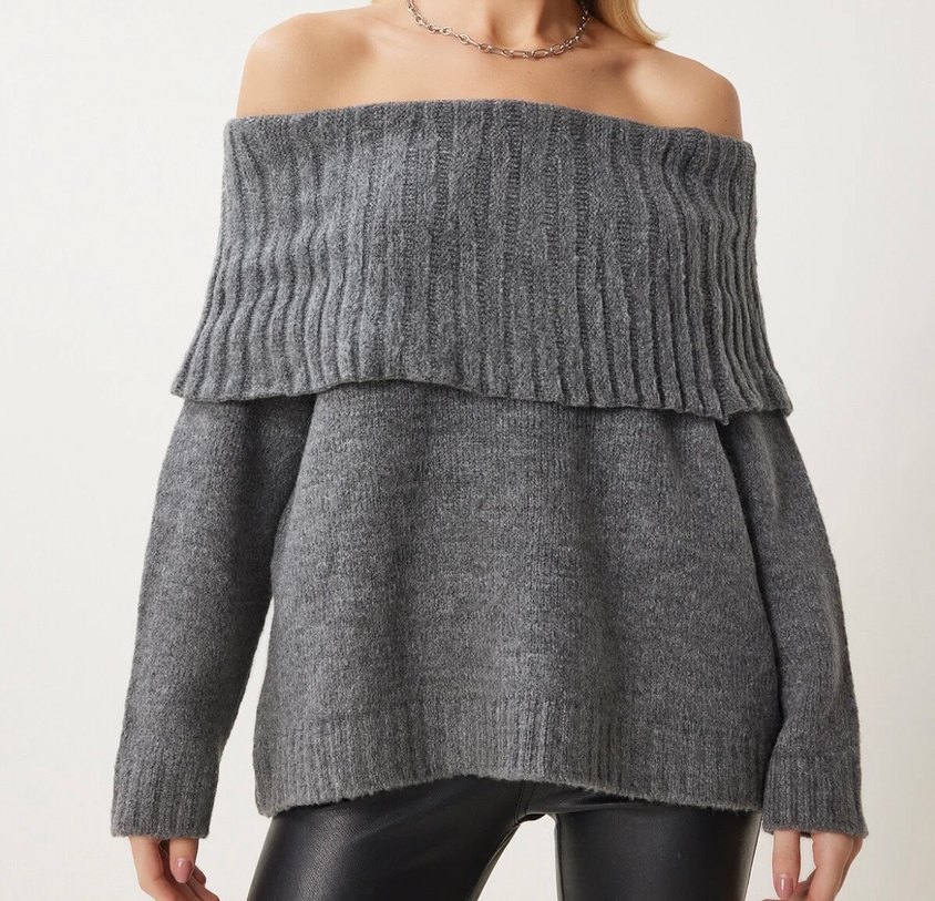 Gri Kayık Yaka Örgü Kadın Kazak - Görsel 3