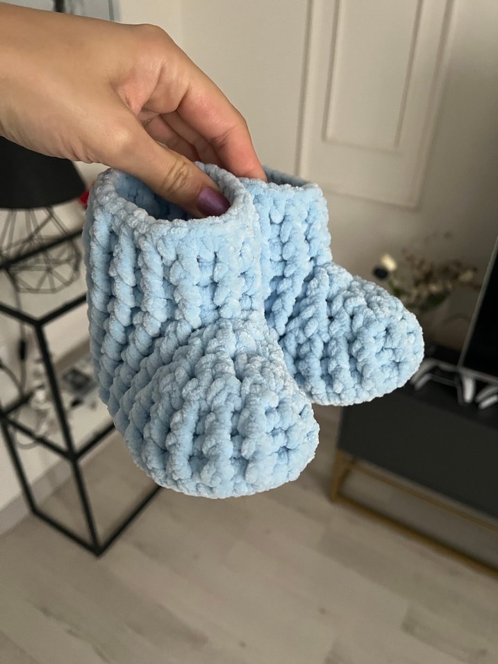 Mavi Örgü Erkek Bebek Patik - Görsel 4