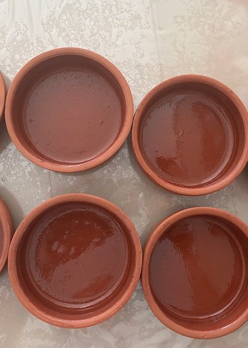 Koyu Kahverengi Toprak Tabanlı sütlaç kaseleri