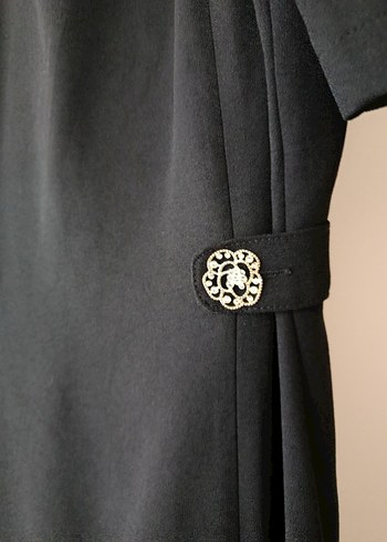 Düğmeli Siyah Midi Kadın Elbise - Görsel 5