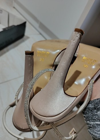 Bej Yılan Desenli Tokalı Stiletto Topuklu Ayakkabı - Görsel 4