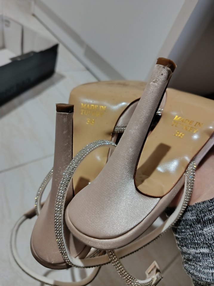 Bej Yılan Desenli Tokalı Stiletto Topuklu Ayakkabı - Görsel 4