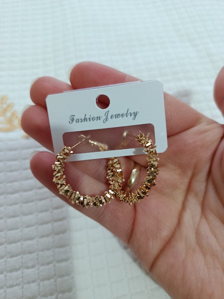 Mini Boncuklu Altın Renk çelik Halka Küpeler - Görsel 3