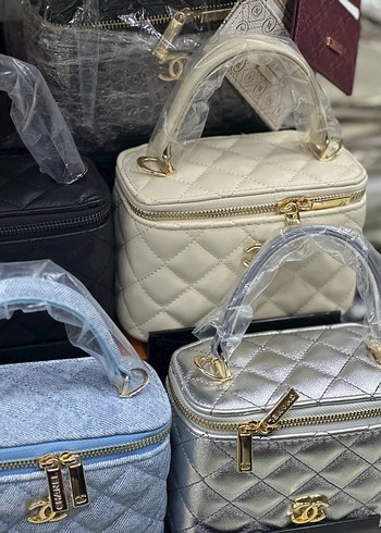 Chanel Altın Renkli Yılan Desenli Deri Kadın Çanta