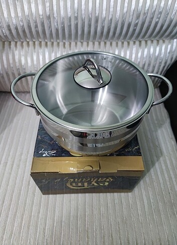 Karaca Evimşahane marka 24 cm 5 lt 18/10 ayarlı 316 L çelik kaplama çel