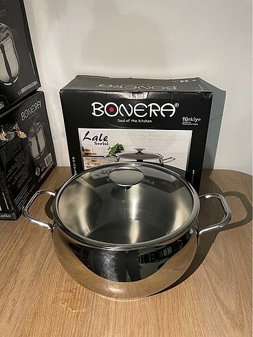 Bonera marka 24 cm çelik tencere