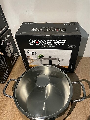 Karaca Bonera marka 24 cm çelik tencere