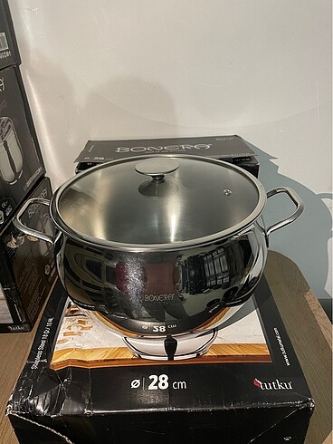Bonera marka 28 cm çelik tencere