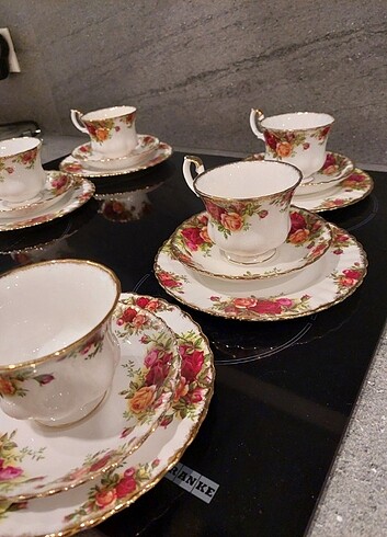 Beymen ROYAL ALBERT 6 adet triolu cay fincanı takimi