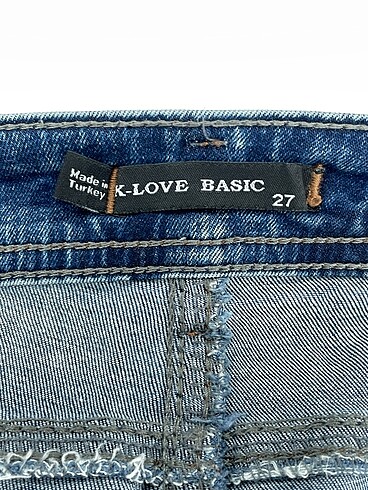 27 Beden mavi Renk PreLoved Jean / Kot %70 İndirimli.