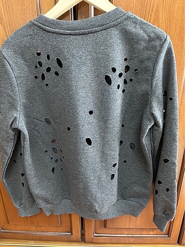 m Beden Trendyol sweatshirt