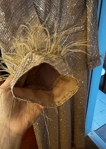 Uzun Kollu İşlemeli Bej Abiye Elbise - Görsel 6