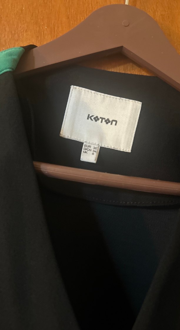 Düğmeli Siyah  Kadın Ceket - Görsel 2