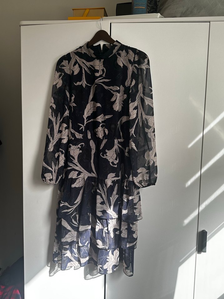 Gri Uzun Kollu Volanlı Bohem Elbise - Görsel 2