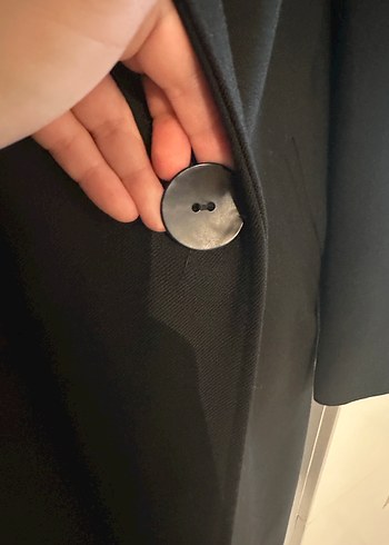 Zara Siyah Düğmeli Midi Kadın Klasik Ceket - Görsel 3