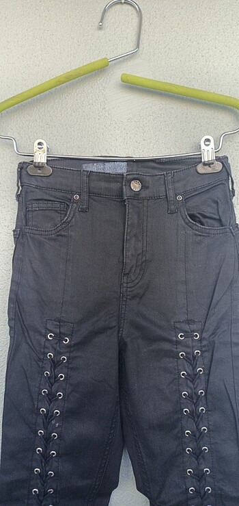 xs Beden Bağcık detaylı pantolon