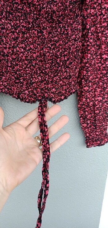 s Beden kırmızı Renk Çiçekli büzgülü crop bluz