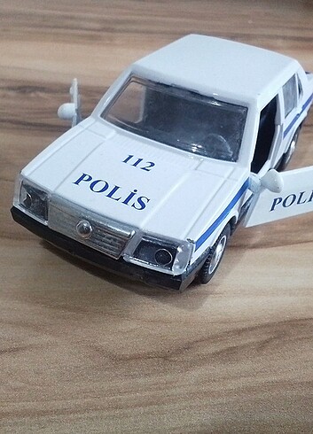  Beden Renk Polis Arabası ( metal)