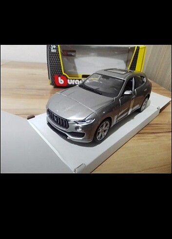 1:24 ölçekli Burago lisanslı Maserati Levante marka metal otomob