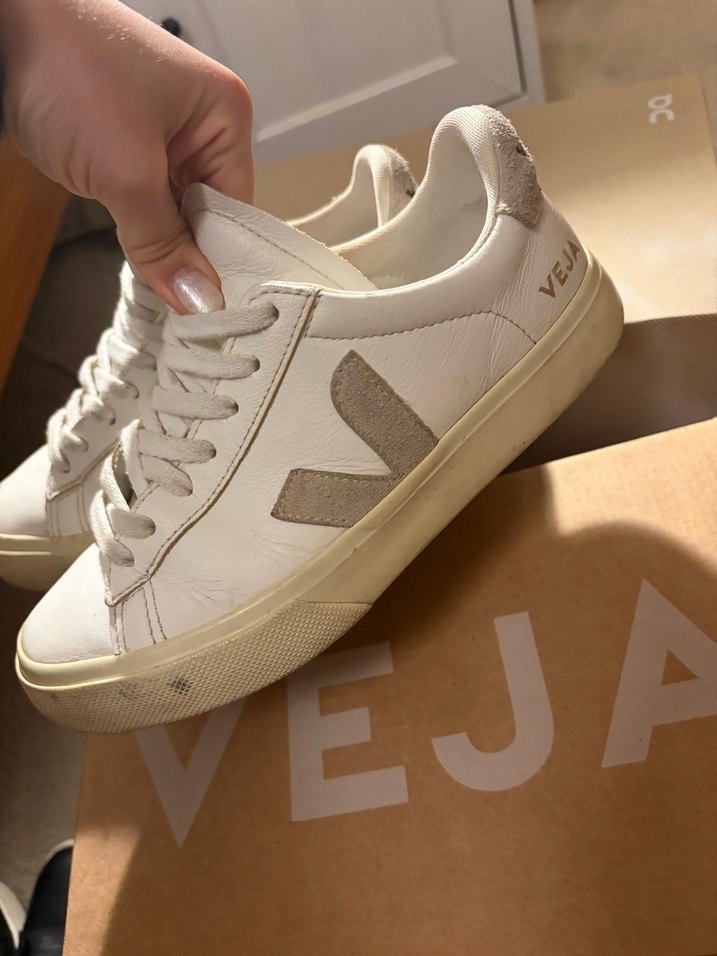 Veja Bağcıklı Kadın Spor Ayakkabı - Görsel 4