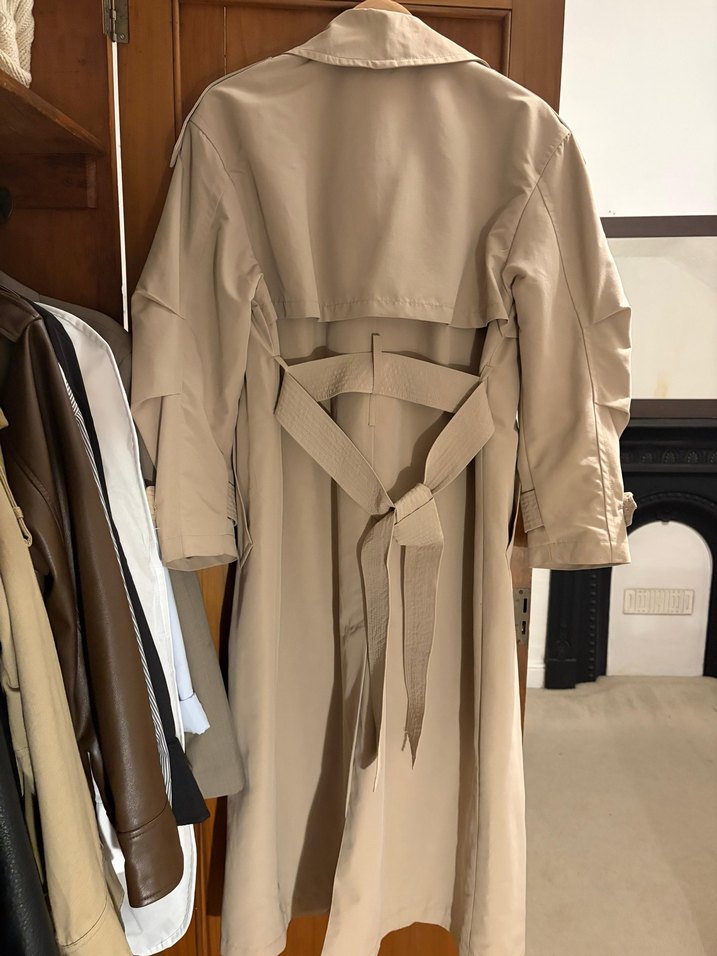 Bej Kadın Uzun Düğmeli Trençkot - Görsel 2