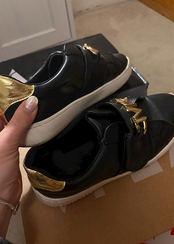 Micheal Cors Tokalı Siyah Sneakers - Görsel 2