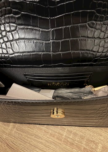 Siyah Yılan Derisi Desenli Kadın Deri Çanta - Görsel 4