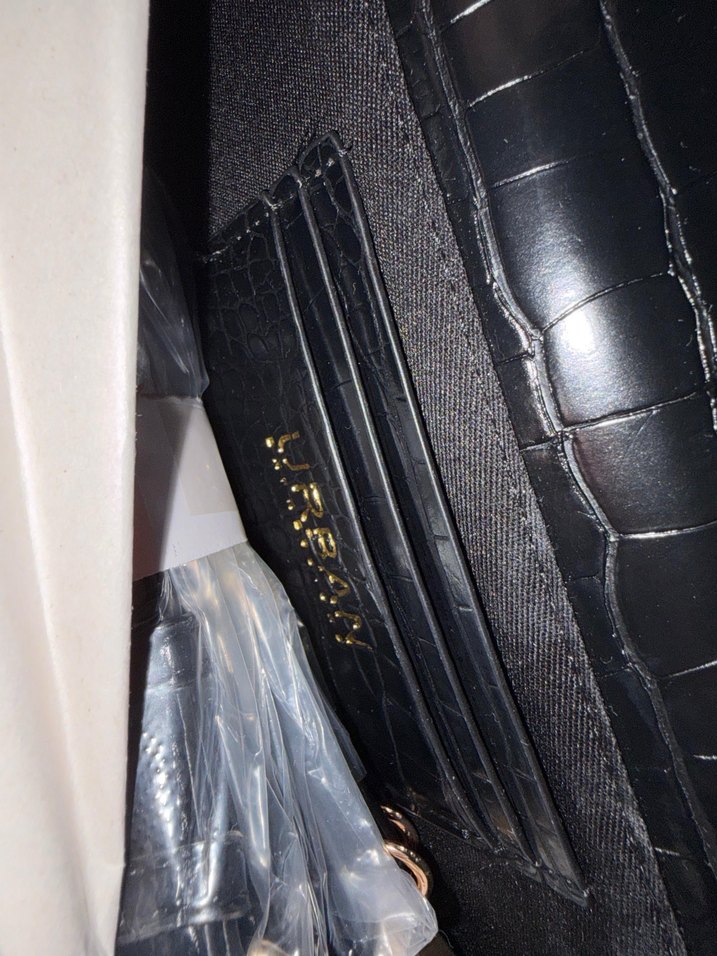 Siyah Yılan Derisi Desenli Kadın Deri Çanta - Görsel 2