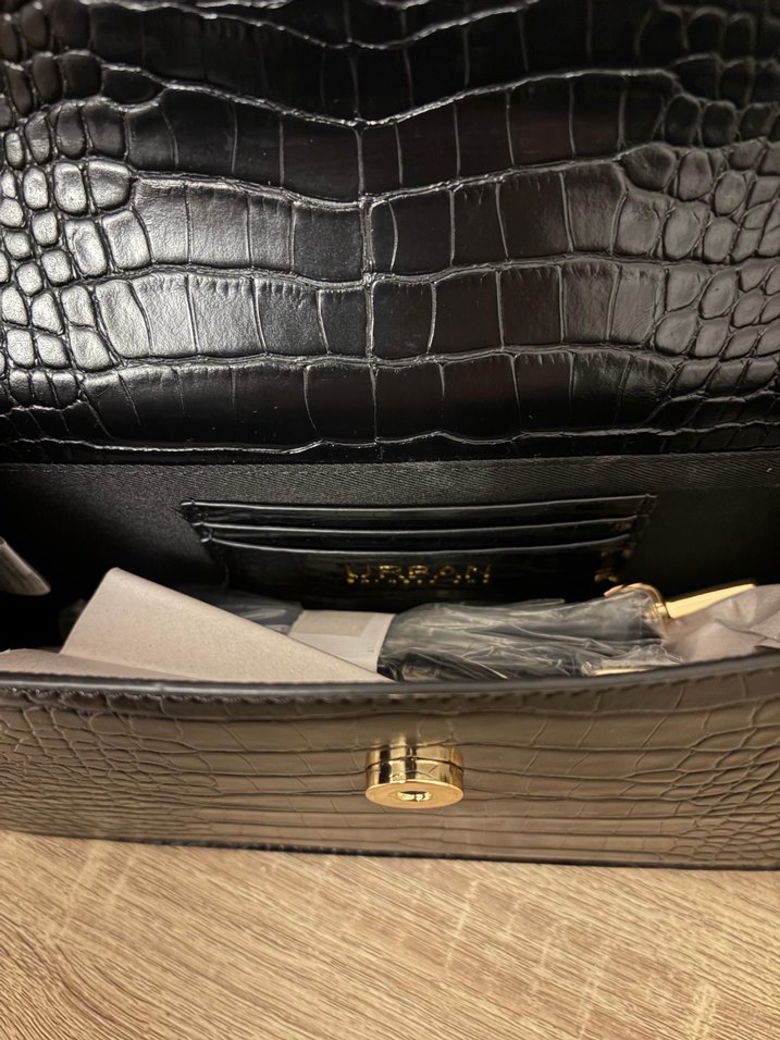 Siyah Yılan Derisi Desenli Kadın Deri Çanta - Görsel 4