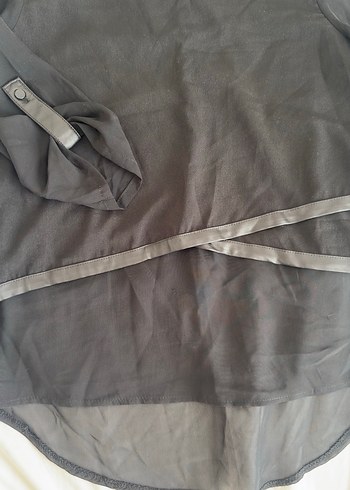 Batik Siyah Uzun Kollu Deri Şerit Detaylı Bluz