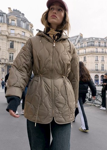 Su geçirmez kapüşonlu şişme ceket - Görsel 2