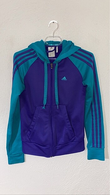 xs Beden Adidas hırka