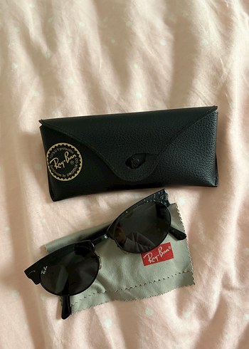 Ray Ban