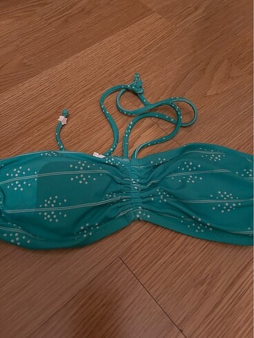 Bikini üst