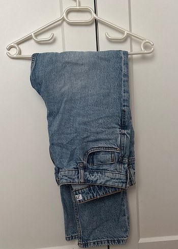 Mom Jean