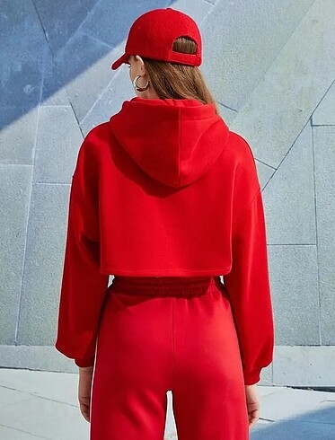 l Beden kırmızı Renk Uzun Kollu Kapüşonlu Crop Sweatshirt