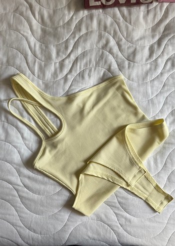 Sarı ve Mavi body