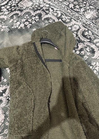 Gri Kapüşonlu Tüylü Kadın Ceket - Görsel 2