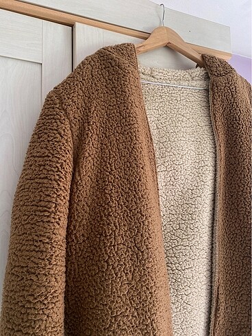 xs Beden bershka peluş kaban çift taraflı
