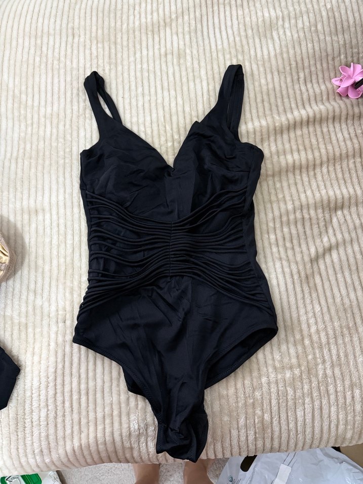 Siyah Pilili Gotik Kadın Mayo - Görsel 2